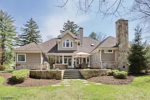 285 E Saddle River Rd, Upper Saddle River, NJ 07458 photo 3