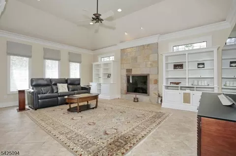 285 E Saddle River Rd, Upper Saddle River, NJ 07458 photo 19