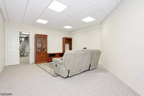 285 E Saddle River Rd, Upper Saddle River, NJ 07458 photo 34