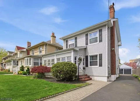 65 Carteret St, Bloomfield, NJ 07003