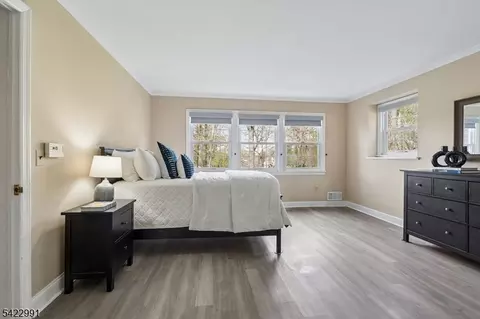 18 Devon Rd, Summit, NJ 07901 photo 24