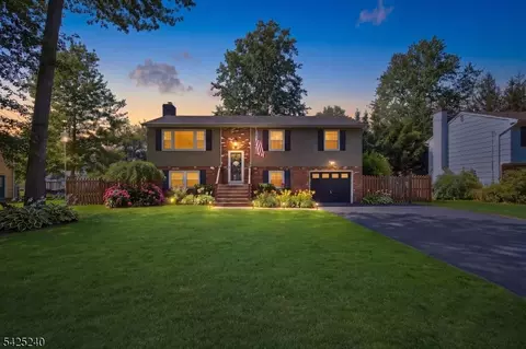 241 Woodside Ln, Bridgewater, NJ 08807