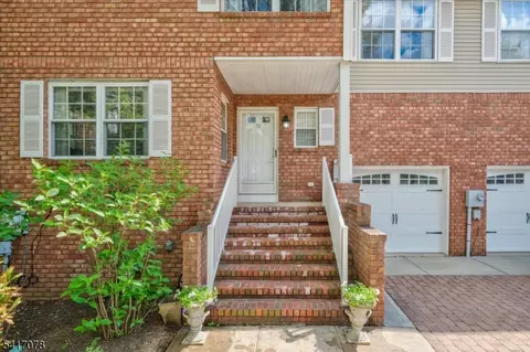 37 Berkeley Sq #37, Basking Ridge, NJ 07920