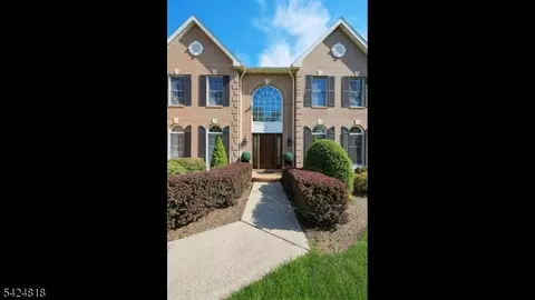 5 Longford Ct, Warren, NJ 07059 photo 3