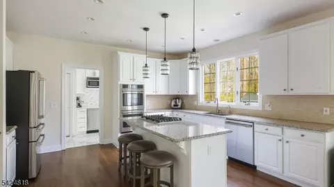 5 Longford Ct, Warren, NJ 07059 photo 14