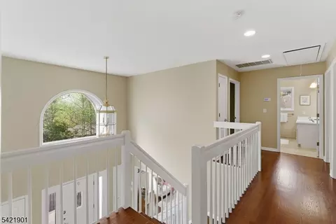 8 Clearview Rd, Springfield, NJ 07081 photo 28