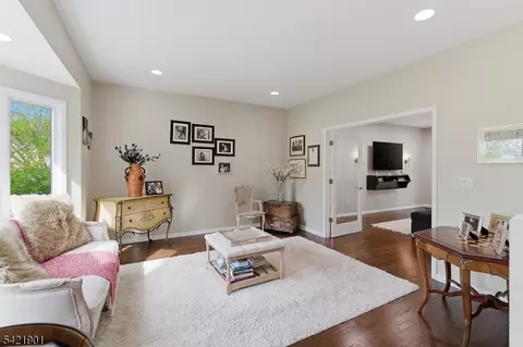 8 Clearview Rd, Springfield, NJ 07081 photo 8