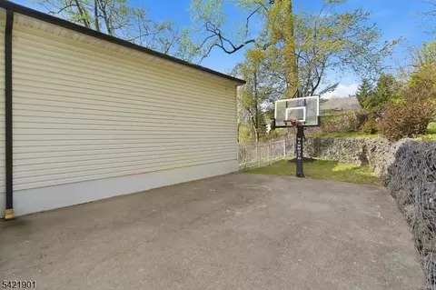 8 Clearview Rd, Springfield, NJ 07081 photo 42