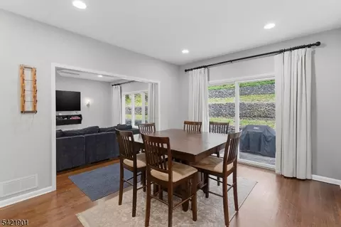 8 Clearview Rd, Springfield, NJ 07081 photo 12