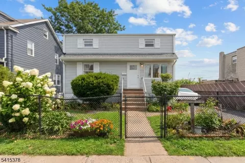 229 Hillcrest Ter, Roselle, NJ 07203