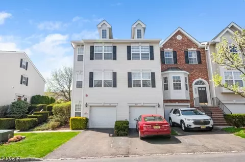 569 Coventry Dr #569, Nutley, NJ 07110