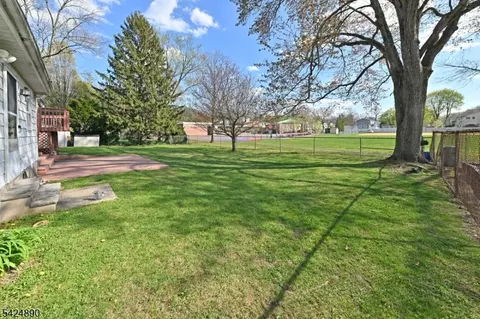 Exterior - 82 Arnot Pl, Paramus, NJ 07652 photo 3 of 9