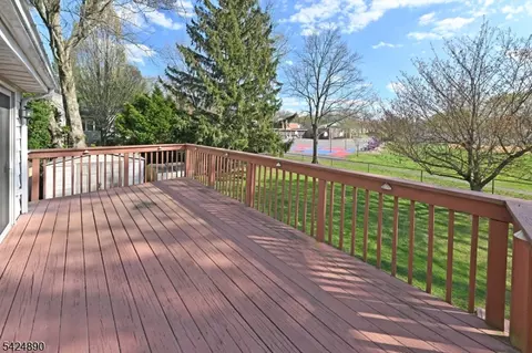 Exterior - 82 Arnot Pl, Paramus, NJ 07652 photo 7 of 9