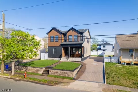 307 Schepis Ave, Saddle Brook, NJ 07663