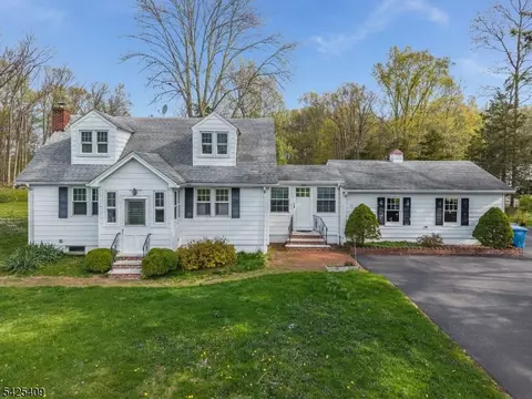 115 Barbertown Point Breeze, Frenchtown, NJ 08825