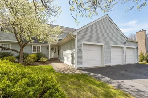 16 Cable Ct, Montville, NJ 07045
