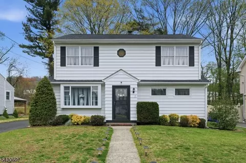 449 Richard Way, North Plainfield, NJ 07060