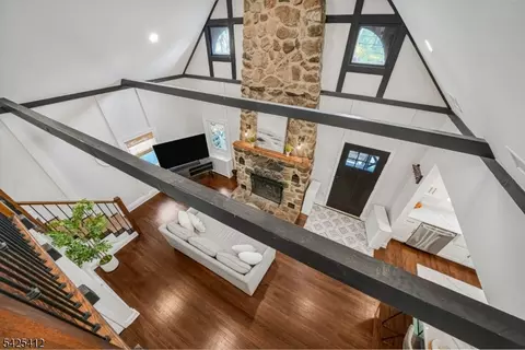8 Mountainside Dr, Wayne, NJ 07470 photo 8