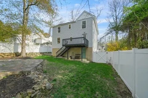 8 Mountainside Dr, Wayne, NJ 07470 photo 26