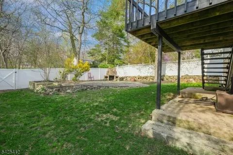 8 Mountainside Dr, Wayne, NJ 07470 photo 25