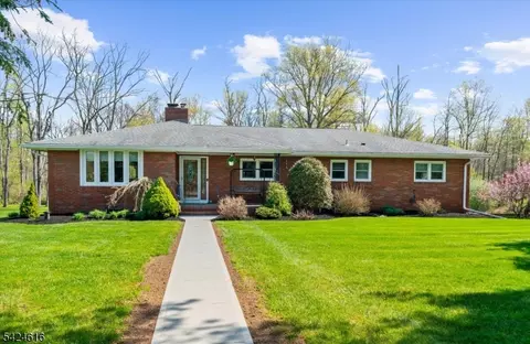 26 Old Route12, Frenchtown, NJ 08825