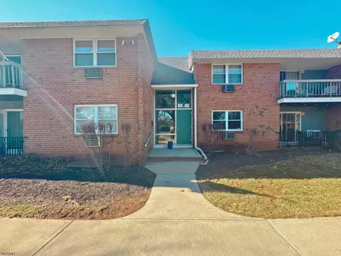 806 Eves Dr #2H, Hillsborough, NJ 08844