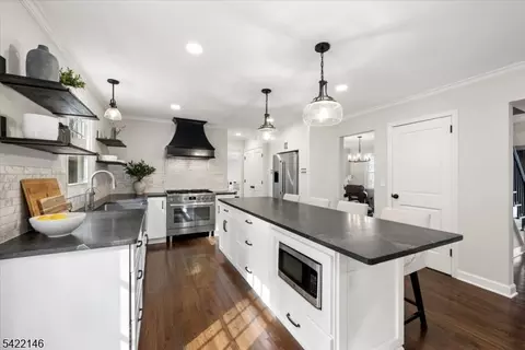 Kitchen - 94 Bald Eagle Rd, Hackettstown, NJ 07840 photo 2 of 4