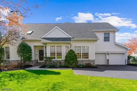 1 Westgate Dr, Annandale, NJ 08801