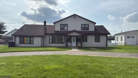 1777 Springtown Rd, Alpha, NJ 08865