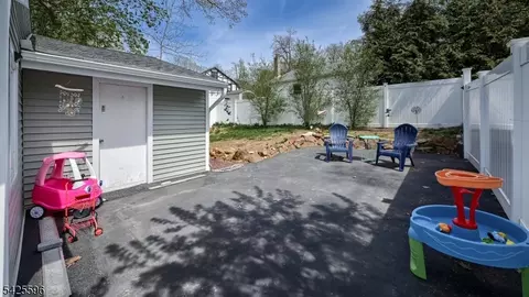 16 Forest Ter, Wayne, NJ 07470 photo 20