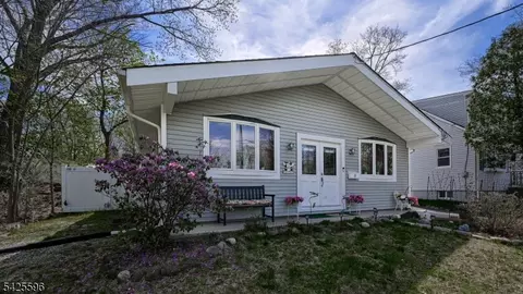16 Forest Ter, Wayne, NJ 07470 photo 25