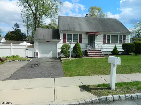 20 Saint Charles Ave, West Caldwell, NJ 07006