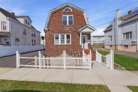 25 Florida Grove Rd #2, Keasbey, NJ 08832