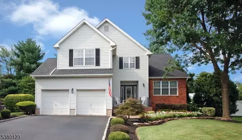 32 Peterson Rd, Hillsborough, NJ 08844
