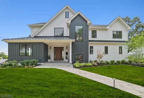 23 Argyle Ct, Summit, NJ 07901