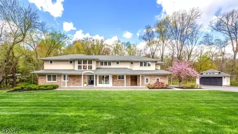 777 Valley Rd, Watchung, NJ 07069