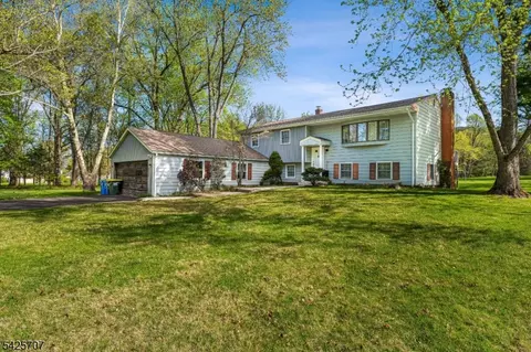 1365 Well Rd, Bridgewater, NJ 08807