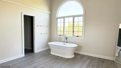 Bath - 50 Green Ave, Belle Mead, NJ 08502 photo 1 of 4