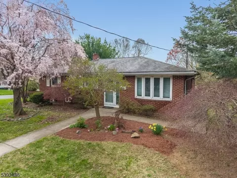 904 Sampson Ave, Phillipsburg, NJ 08865
