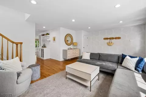 41 Milton Ave, Summit, NJ 07901 photo 4