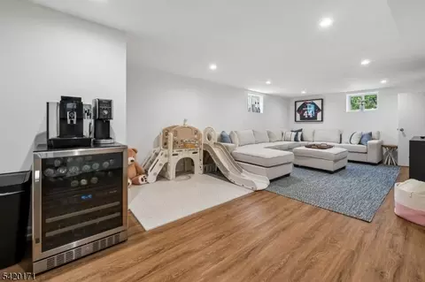 41 Milton Ave, Summit, NJ 07901 photo 28
