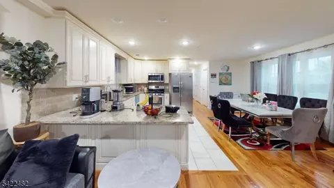 800 Bergen St, Newark, NJ 07108