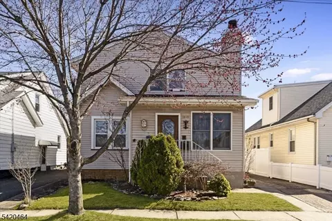 12-17 Roosevelt Pl, Fair Lawn, NJ 07410