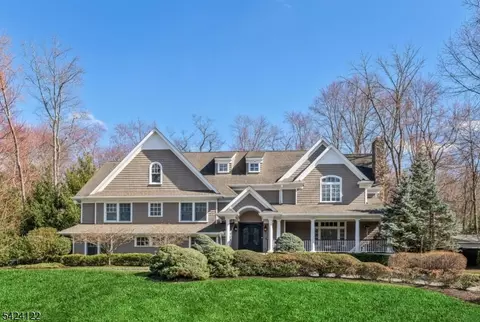 36 Clearwater Dr, Ho Ho Kus, NJ 07423