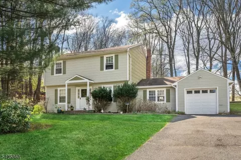 24 Camelot Dr, Budd Lake, NJ 07828