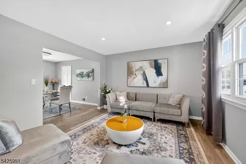 16 Devonshire Ter, Flanders, NJ 07836 photo 4