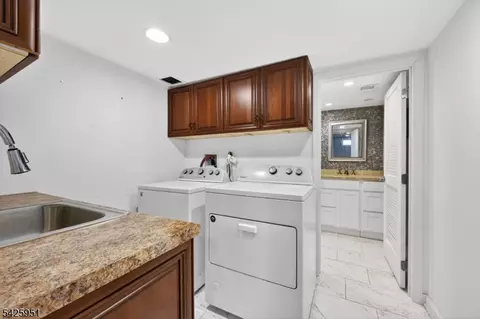 16 Devonshire Ter, Flanders, NJ 07836 photo 21