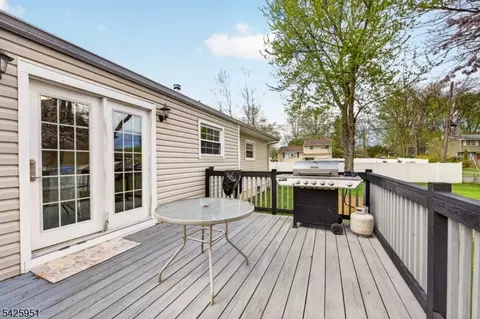 16 Devonshire Ter, Flanders, NJ 07836 photo 22