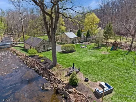 2 Mill Rd, Flanders, NJ 07836 photo 23