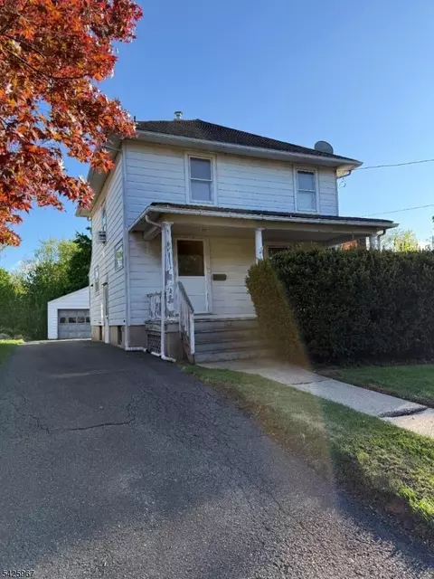 164 E High St, Somerville, NJ 08876